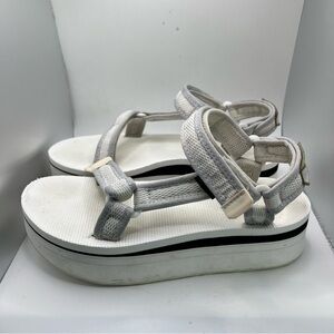 Women’s Teva Platform Sandals Size 8